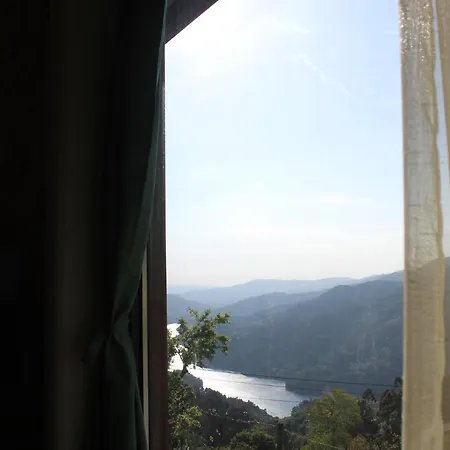 Casa Do Iteiro Nyaraló Caniçada