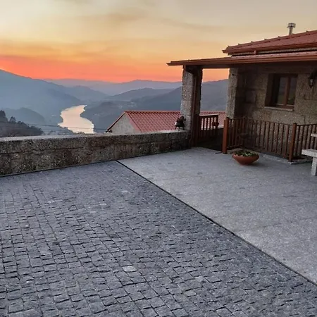 Casa Do Iteiro *