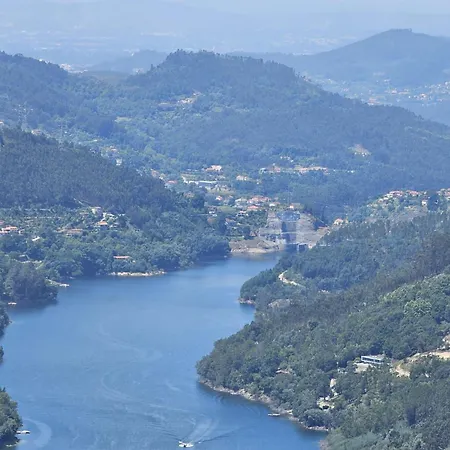 Casa Do Iteiro Hébergement de vacances *