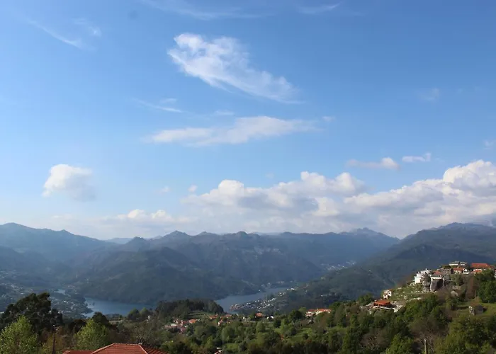 Casa Do Iteiro بيت للعطل